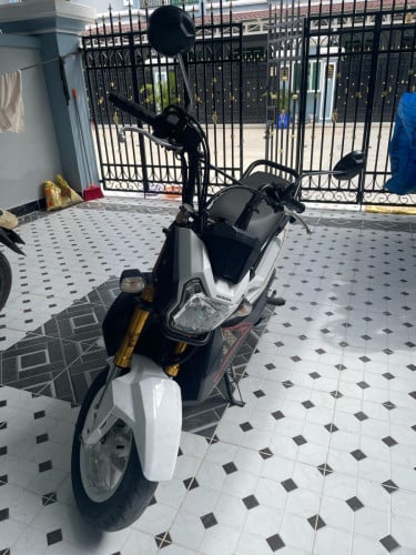 Zoomer-X Year 2020 Write សម្រាប់លក់បន្ទាន់