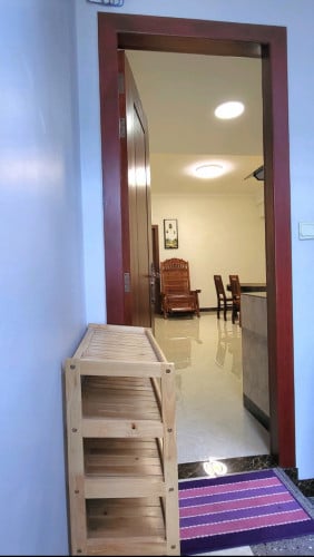 ្ទះសំរាប់ជួលបងប្អូន នៅបឹងកេងកង​ សម្ភារះមានទាំងអស់ ម៉ាសុីត្រជាក់ ម៉ាសុីនបូមផ្សែង ទូទឹកកក​ គ្រែតុ