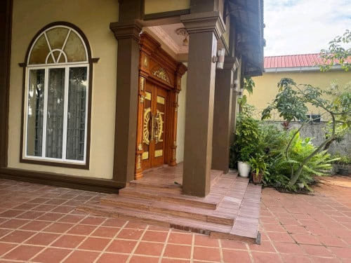 វីឡាតឿលក់បន្ទាន់ខ្លាំង