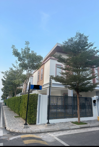 ផ្ទះវីឡាកូនកាត់សាគូរ៉ា