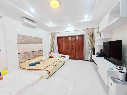 វីឡាទោលសម្រាប់លក់ បន្ទាន់ខ្លាំង នៅបុរីវីឡាទួលសង្កែ