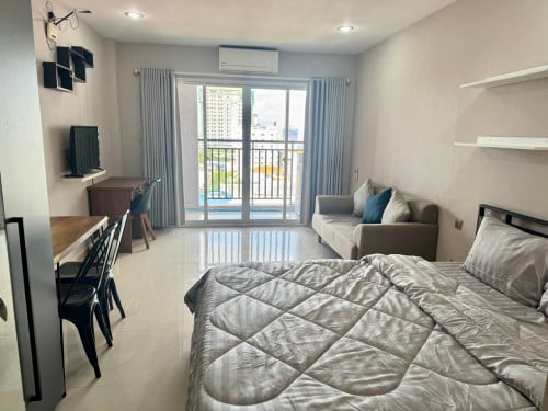ខុនដូរលក់បន្ទាន់ Condo for Sale — Toul Kork