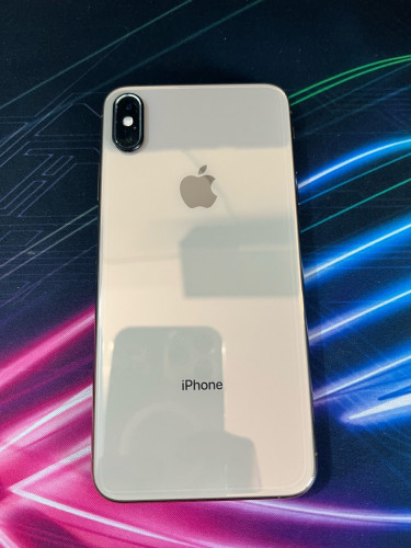 ត្រូវការលក់IPhone XS Max 256G ZP