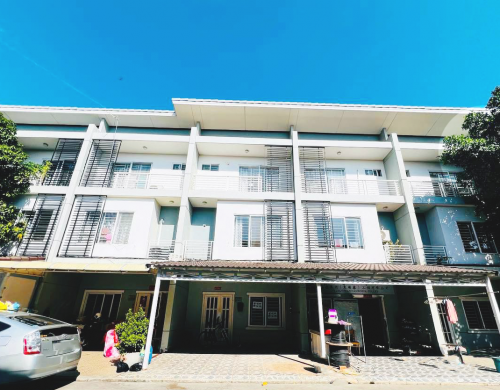 វីឡាកូនកាត់ LC2 សម្រាប់ជួល | Link Villa LC2 for Rent