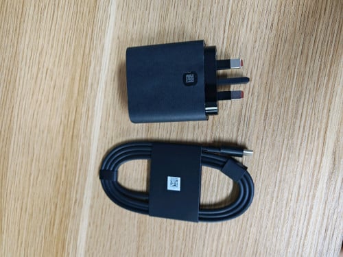 ឆ្នាំងសាក Porches Edition សុីន Honor 100W