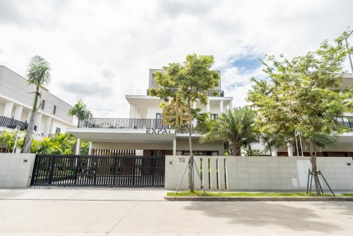 5 Bedroom Villa with swimming For Rent in Borey Chankiri Palm Creek- Praek Kampeus- Phnom Penh!