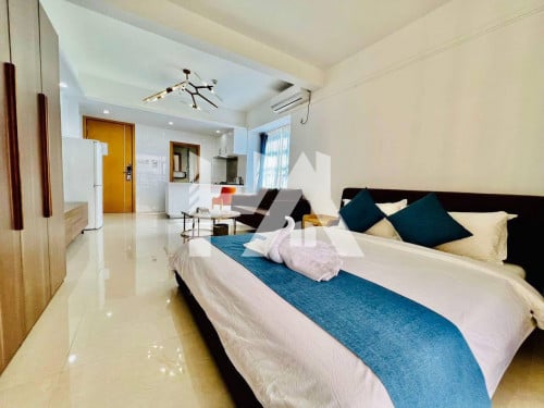 Condominium For rent