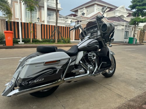 Harley Davidson Ultra limited CVO