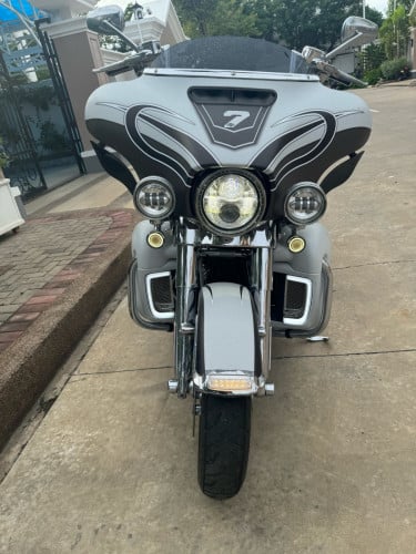 Harley Davidson Ultra limited CVO