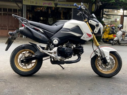Honda Msx125ccនៅស្អាតមានពន្ធត្រឹមត្រូវ