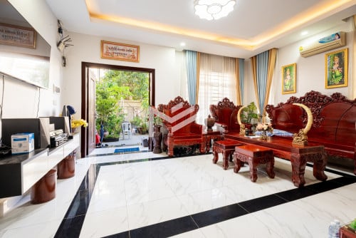 វីឡាភ្លោះសម្រាប់លក់ បុរី ហេង ហៀង ជ្រោយចង្វារ (Code 38958) 📍