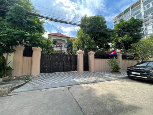 វីឡាសំរាប់ជួលនៅទួលគោក