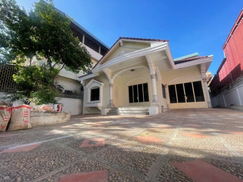 វីឡាសម្រាប់ជួល នៅទួលទំពូង | Villa for Rent in Toul Tumpoung