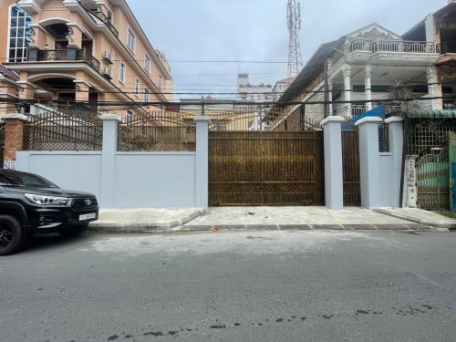 ដីសម្រាប់ជួល នៅទួលទំពូង ទីតាំងល្អ សម្រាប់បើហាងកាហ្វេ បើក្លឹបហាត់ប្រាណ និងប្រកបអាជីវកម្មផ្សេងៗ