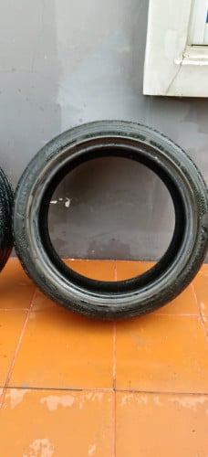 សំបក215/45/18,១គូ