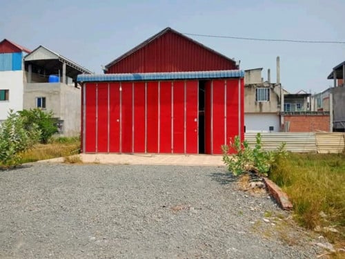 ឃ្លាំងជួលនៅជិតបុរីឈូកវ៉ា3 (400 m² )