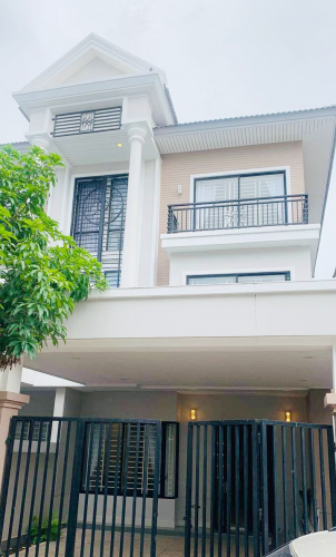 វីឡាភ្លោះ A សម្រាប់ជួល | Villa Twin A for Rent