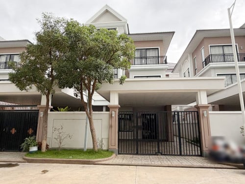 វីឡាភ្លោះBសម្រាប់ជួល | Twin B Villa For Rent In Borey Penghout The Star Mera Garden 50m