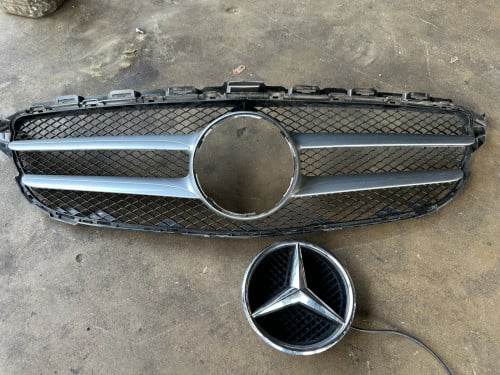 គ្រៀល c300