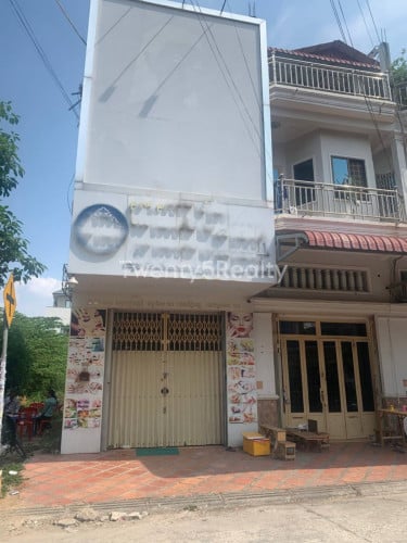 ផ្ទះជួលជិតសាលាIU/ផ្សារដីហ៊ុយ