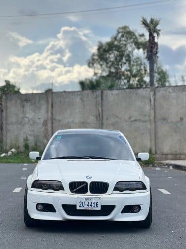 BMW 328i E46 ឡានស្អាតលះតម្លៃ 6700$ 093495611 Telegram