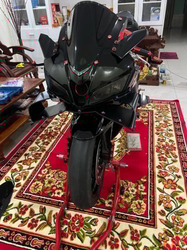 CBR 600 rr  2012 ABS  នៅថ្មី​ 90%​  ស្ពិច​ japan  គ្រឿងលេងហេីយស្រាប់​ ប្រេងម៉ាសុីននឹងសំបក​