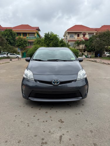 Prius 012 option 4 ឡានមូលអត់បុកធានាឡានថ្មី លំដាប់មេឡាន