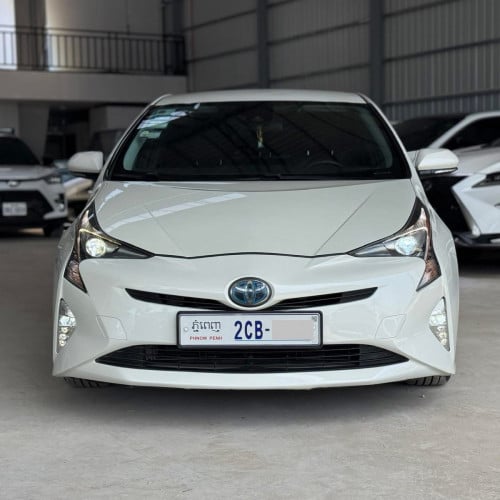 Toyota Prius 2016 Full Touring