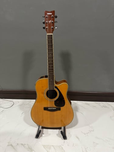 Yamaha FX370C