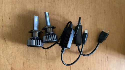 មានលក់គ្រឿងតុបតែងឡានគ្រប់ប្រភេទ