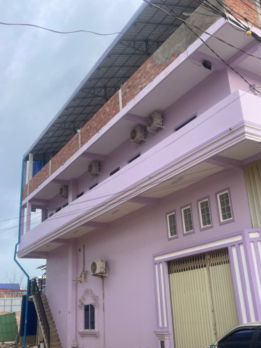 មានផ្ទះនឹងបន្ទប់សំរាប់ជួយតំលៃសមរម្យនៅក្រុងប៉ោយប៉ែតមេៗ