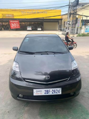 ឡានផ្ទាល់ខ្លួន06 Full 11500$ ចចារឡានស្អាត