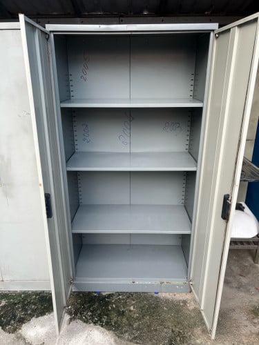 មានទូ ដាក់ឥវ៉ាន់តូច ធំមួយទឹក ប្រម៉ាន់10តូច តម្លៃក្រោយ150$ ទ្បៃទ្បុង