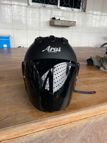 មួកនៅថ្មី100%