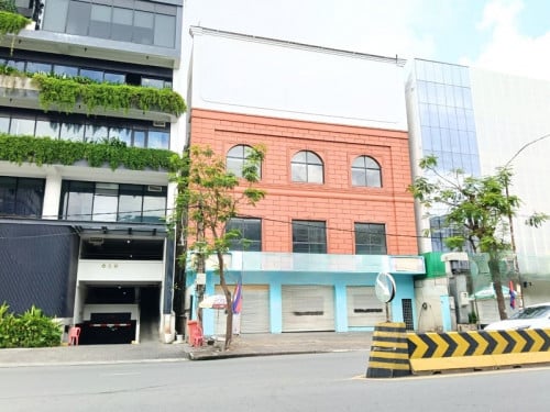 អគារពាណិជ្ជកម្មសម្រាប់ជួល ផ្លូវម៉ៅសេទុង | Building for Lease on Maositong Blvd