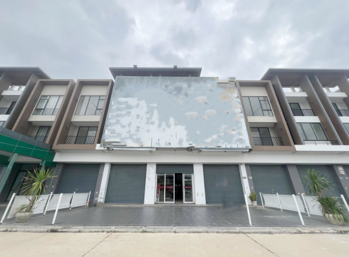 ផ្ទះអាជីវកម្មបីជាប់គ្នាសម្រាប់ជួល | Three Shophouses for Rent