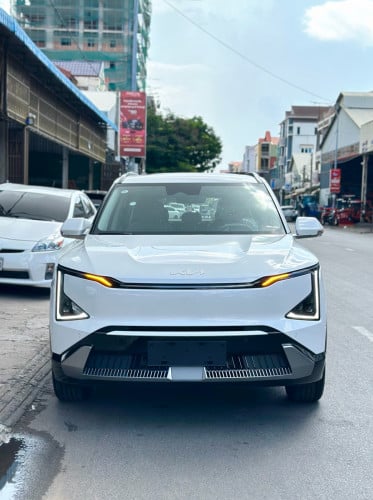 🚘តំលៃពិសេសណាស់ 35500$  រថយន្តថ្មីខ្លាញ់គោ 2025 KIA EV5 720km WAVE + FULL OPTIONកប់ ទំនើបណាស់