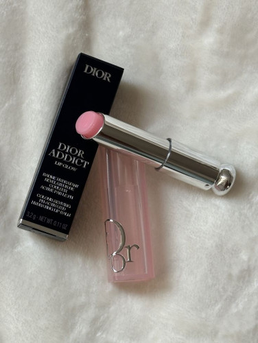Dior Lipstick  – Luxurious Look, Affordable Price