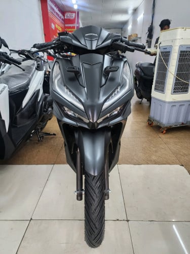 HONDA VARIO 2023 125cc smart key  ថ្មី