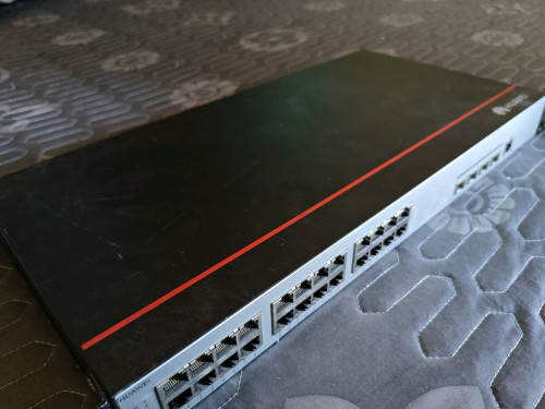 Huawei Switch S5735-L24T4S-A1CloudEngine