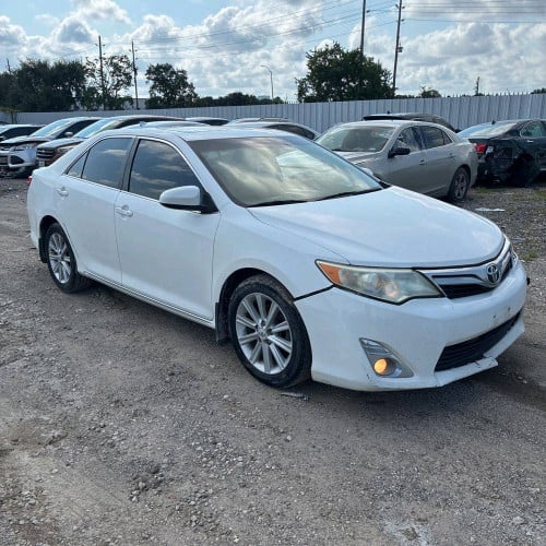 Toyota Camry XLE 2012 Full Option ស ខាងក្នុងលឿង