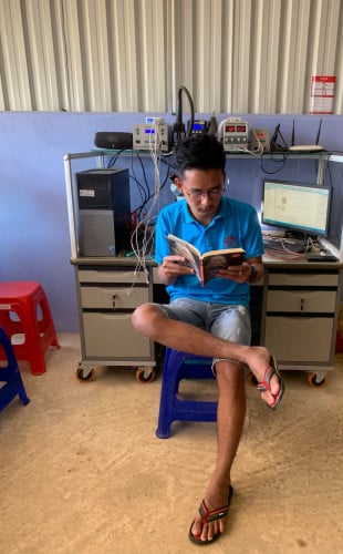 លេខទាក់ទងជួសជុលទូរស័ព្ទដៃ0314225422 0969703938  សេវាកម្មល្អ គុណភាព ទំនុកចិត្ត គុណធម៌ ស្មោះត្រង់