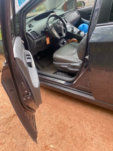 លក់ដូរសេរី