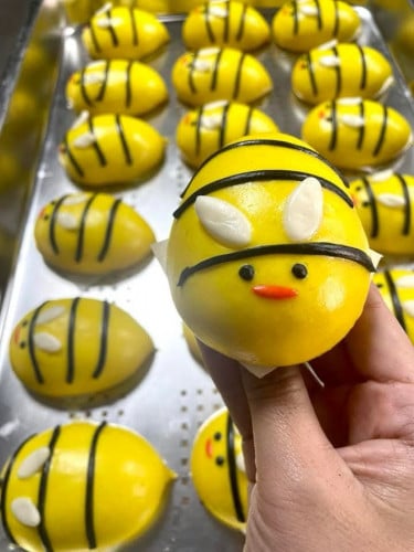 នំប៉ាវរូបឃ្យូតៗ