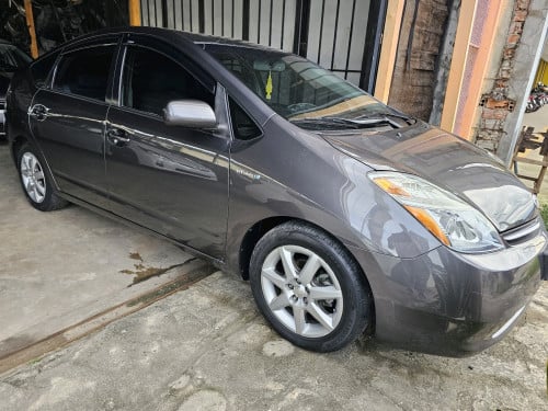 ឡានលក់ប្រញាប់លុយ