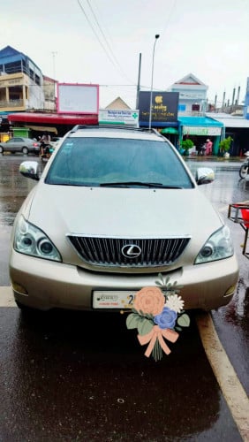 លក់បងប្អូនឆ្នាំ04H fullឡានស្អាត