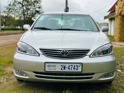 សួរស្តីពុកម៉ឋេបងប្អូនដែរត្រូវការឡានប្រើអាចមើលបានCamryបាឡែនឆ្នាំ2004XLE Half-Fullស្អាតតំលៃ11500$ចរចារ