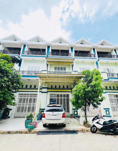 ផ្ទះល្វែងសម្រាប់ជួល​ | Flat For Rent