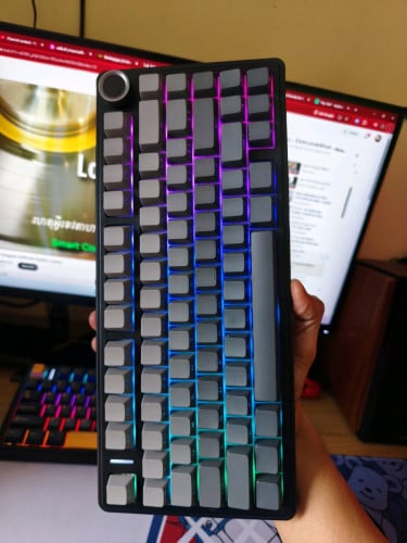 លក់ Keyboard Aula F75 ១ទឹកនៅស្អាត 37$