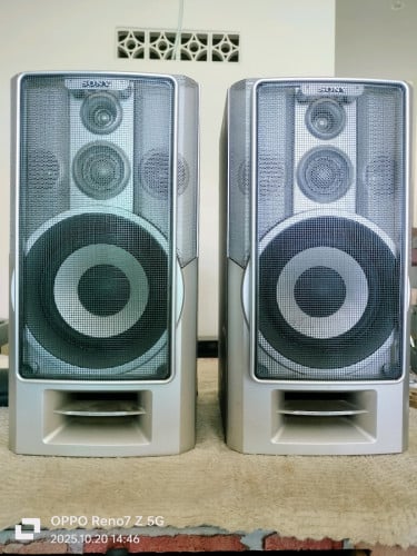 លក់បាស ម៉ាក SONY SS-DM 919